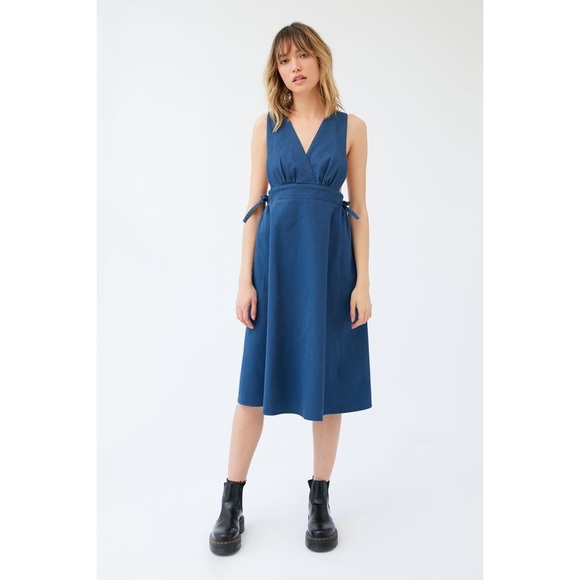 NWT Urban Outfitters UO London Surplice Apron Midi Dress Blue Sz S - Picture 1 of 16